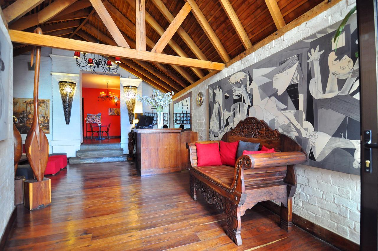 Rova Hotel Antananarivo Exteriér fotografie