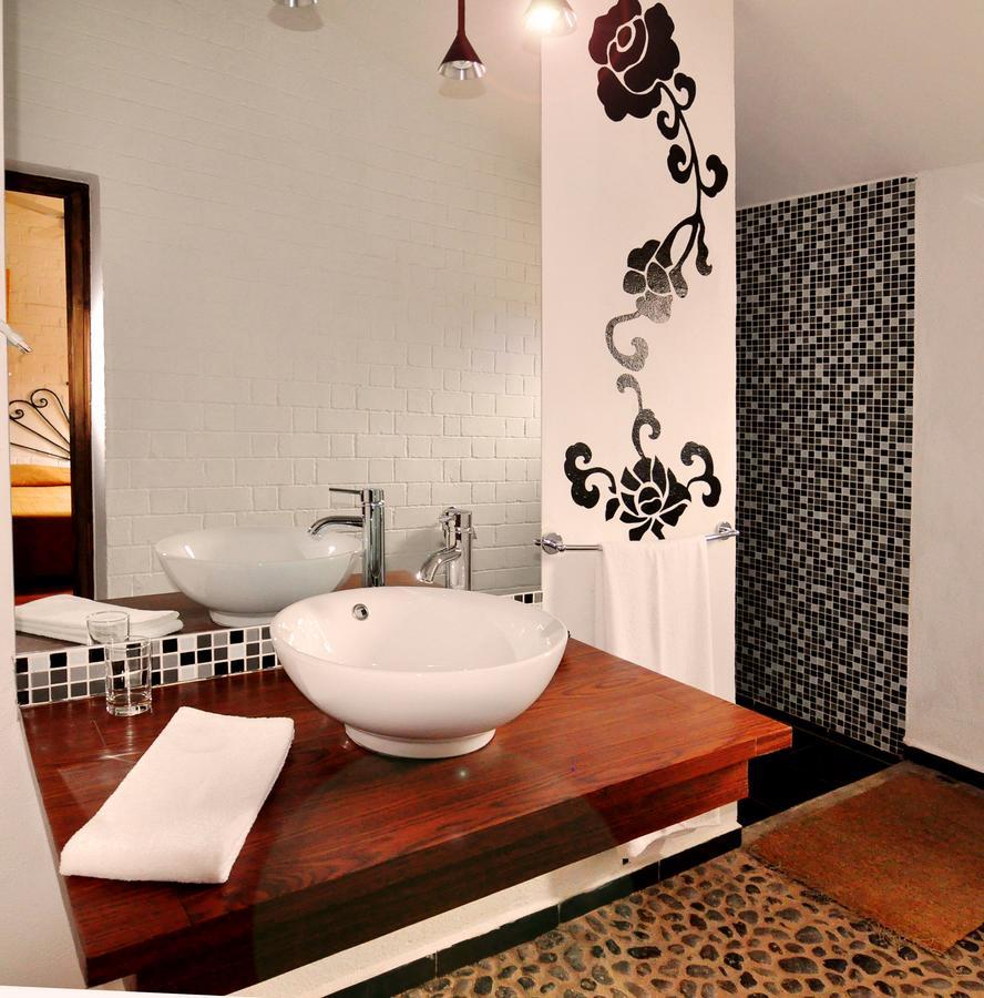 Rova Hotel Antananarivo Exteriér fotografie