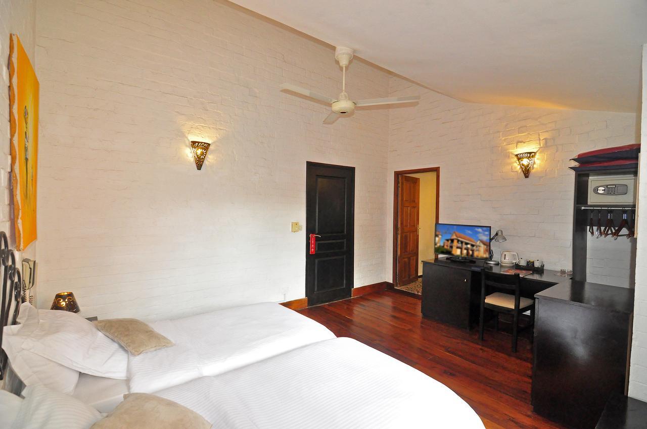 Rova Hotel Antananarivo Exteriér fotografie