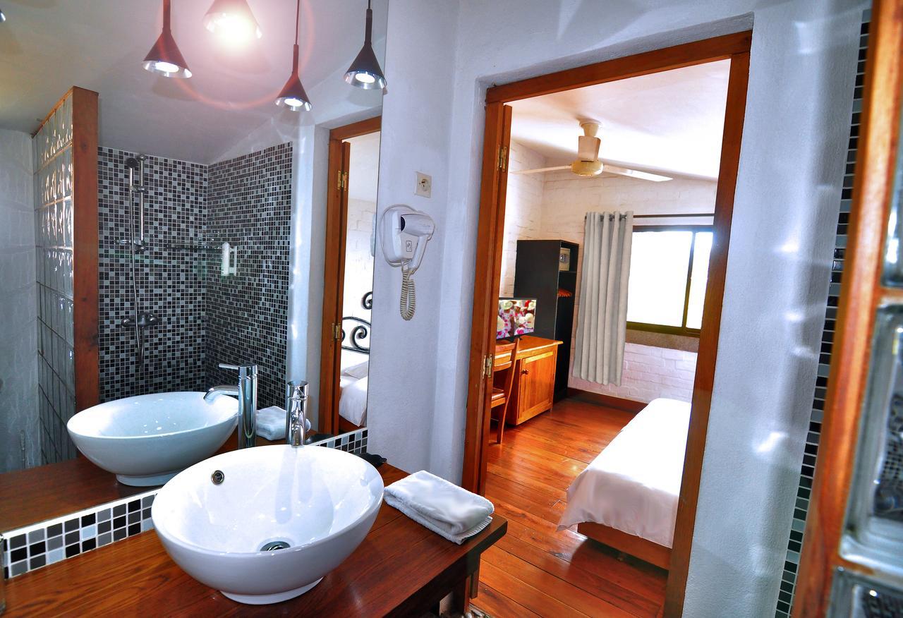 Rova Hotel Antananarivo Exteriér fotografie